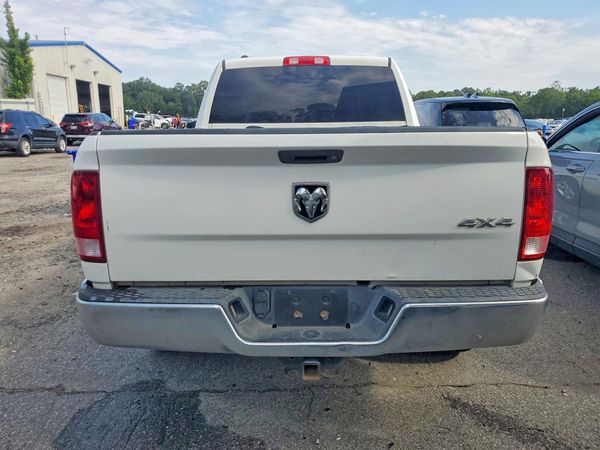 2016 RAM 1500 ST