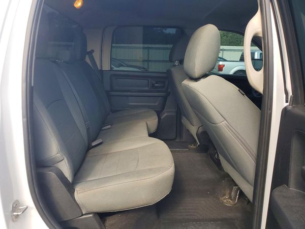 2016 RAM 1500 ST