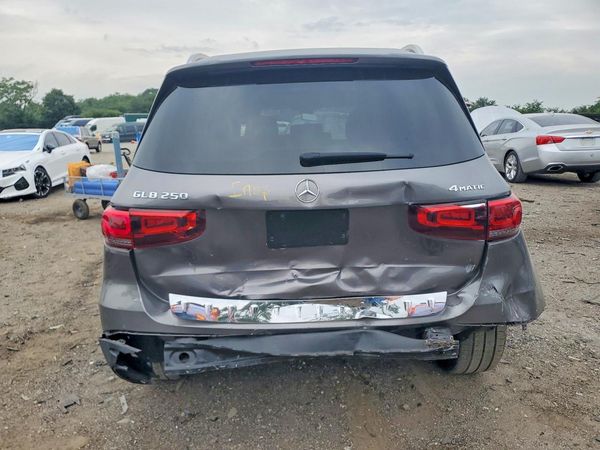 2020 MERCEDES-BENZ GLB