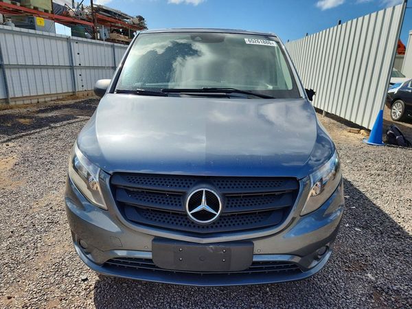 2016 MERCEDES-BENZ METRIS