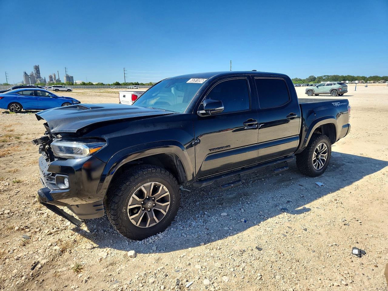 2023 TOYOTA TACOMA SR5 — Front 3/4