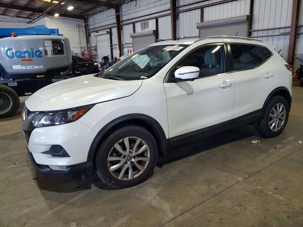 2020 NISSAN ROGUE SPORT — Front 3/4