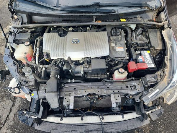 2017 TOYOTA PRIUS