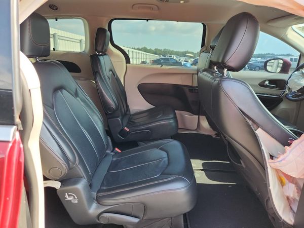 2019 CHRYSLER PACIFICA
