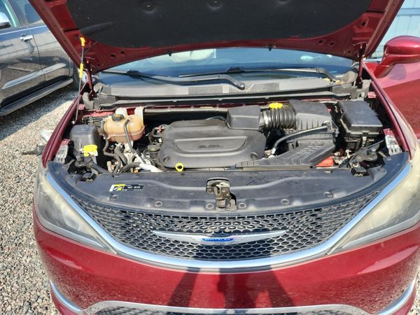 2019 CHRYSLER PACIFICA