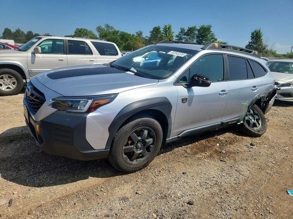 2022 SUBARU OUTBACK