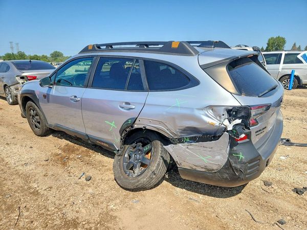 2022 SUBARU OUTBACK