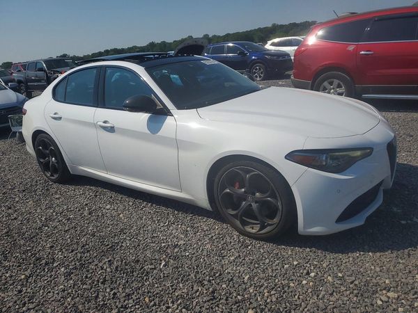 2019 ALFA ROMEO GIULIA TI RWD — Passenger 3/4