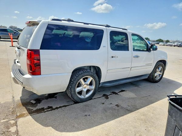 2014 CHEVROLET SUBURBAN LTZ