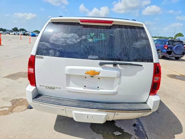 2014 CHEVROLET SUBURBAN LTZ