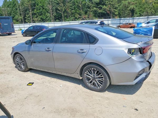 2024 KIA FORTE GT Line
