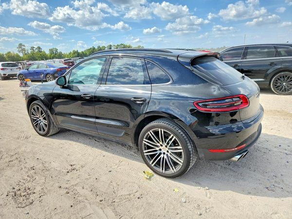 2018 PORSCHE MACAN