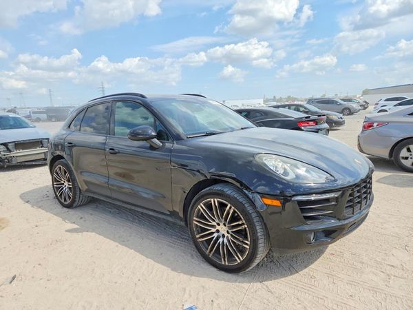 2018 PORSCHE MACAN