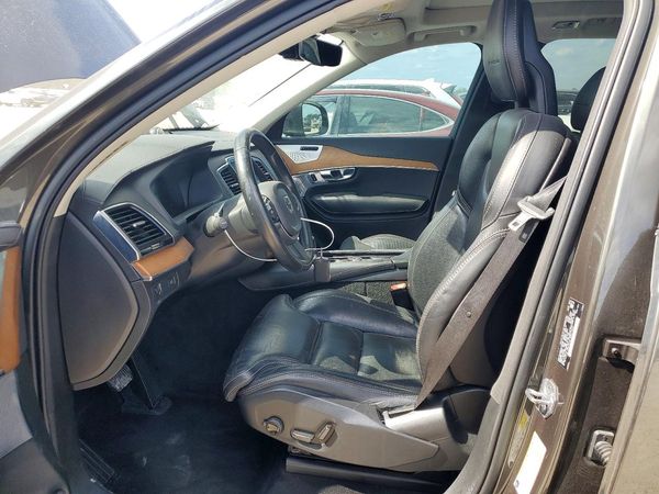 2018 VOLVO XC90 Inscription