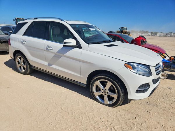 2017 MERCEDES-BENZ GLE GLE350 — Passenger 3/4