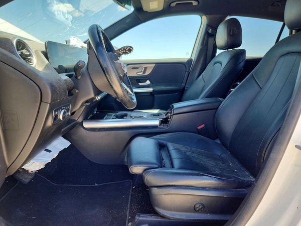 2021 MERCEDES-BENZ GLA-CLASS GLA250 — DENT