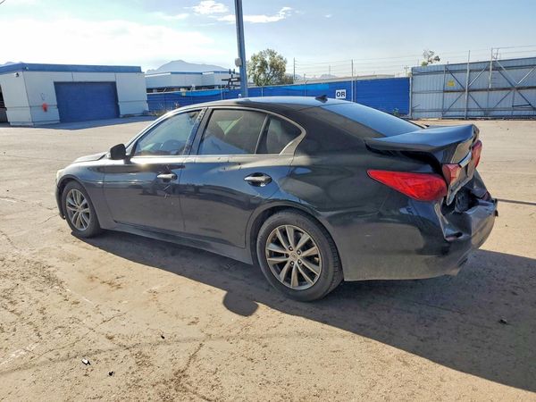2015 INFINITI Q50