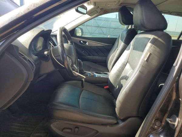 2015 INFINITI Q50