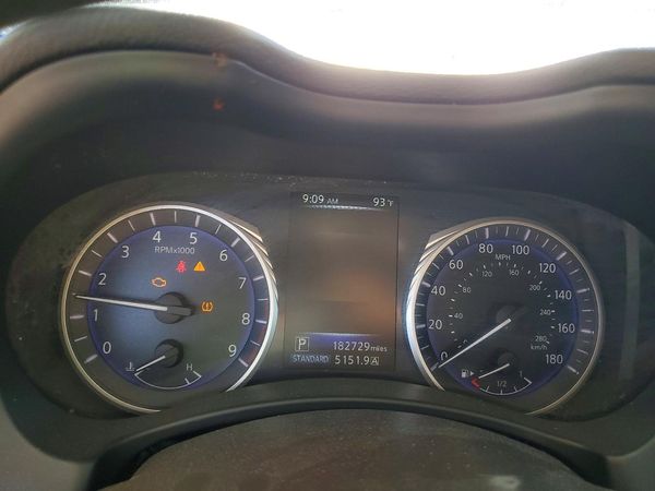 2015 INFINITI Q50