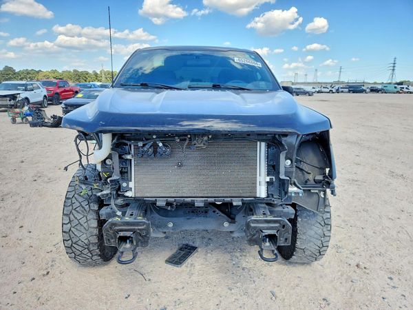 2025 FORD F150