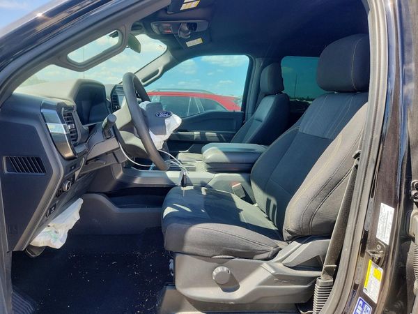 2025 FORD F150