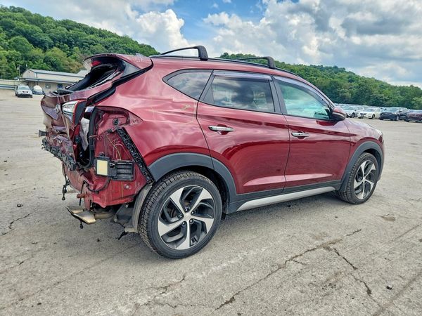 2017 HYUNDAI TUCSON