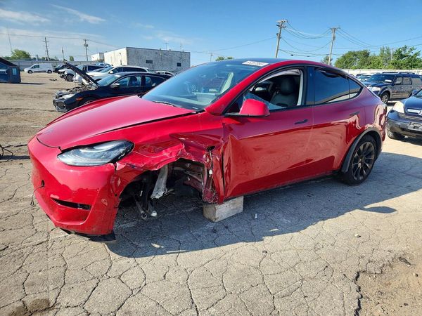2022 TESLA MODEL Y — Front 3/4