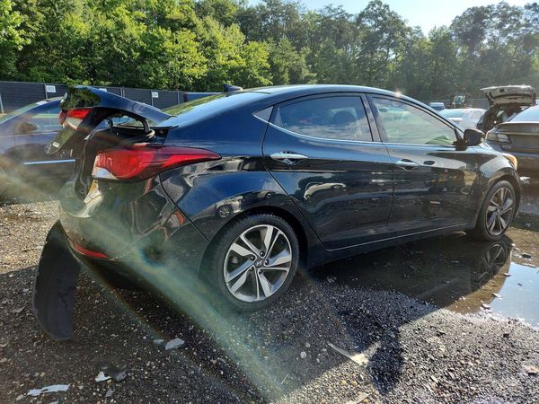 2014 HYUNDAI ELANTRA