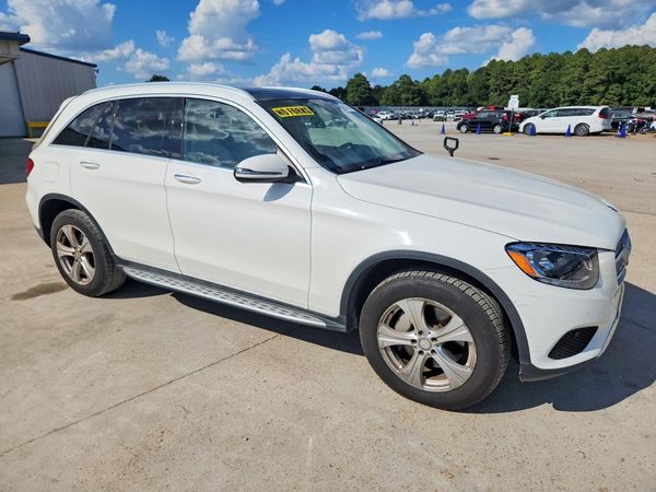 2016 MERCEDES-BENZ GLC GLC300