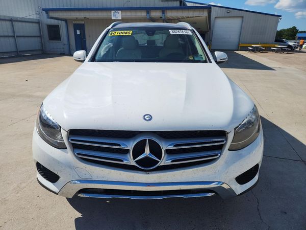 2016 MERCEDES-BENZ GLC GLC300