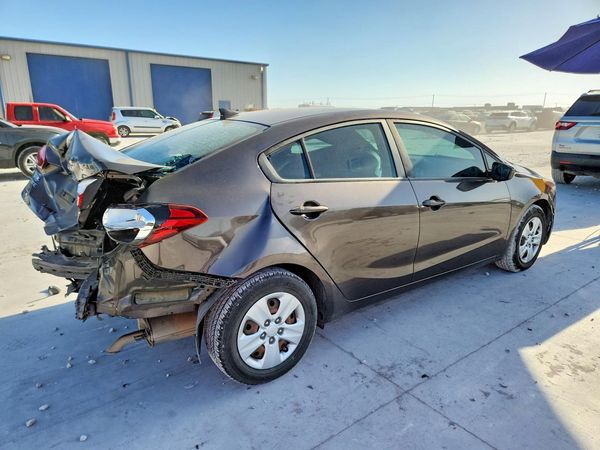 2017 KIA FORTE