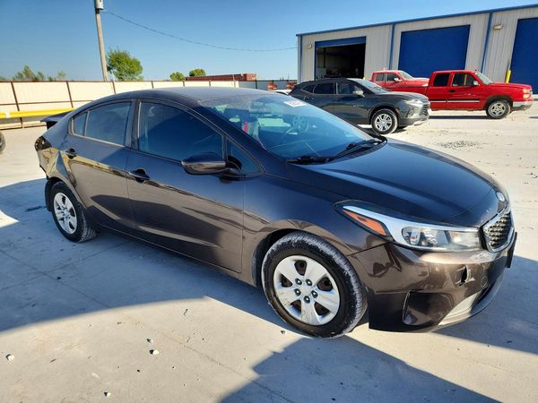 2017 KIA FORTE