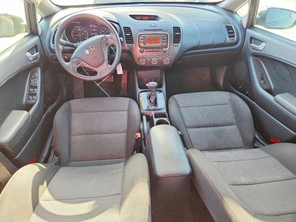 2017 KIA FORTE
