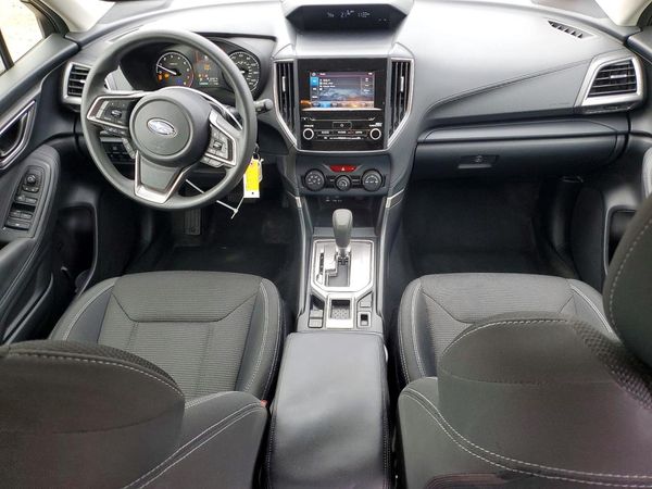 2021 SUBARU FORESTER Base