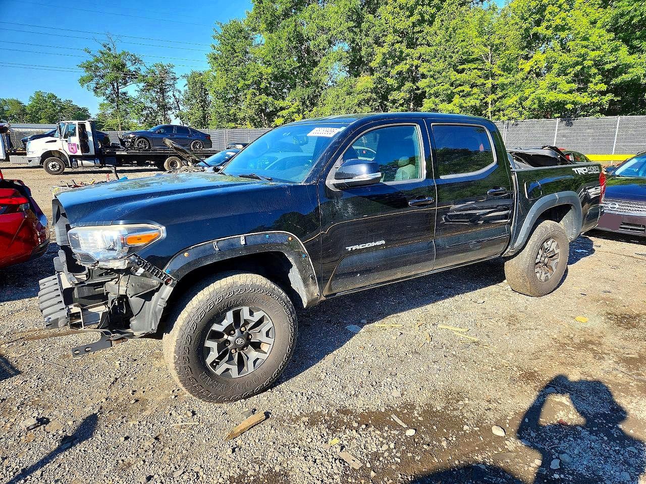 2017 TOYOTA TACOMA