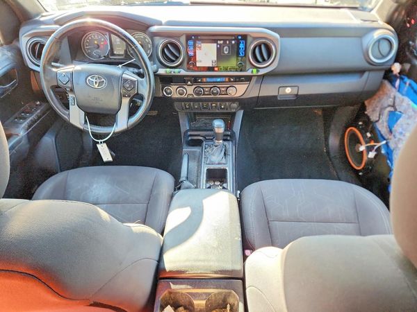 2017 TOYOTA TACOMA