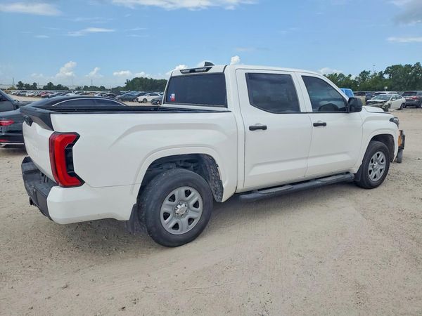 2024 TOYOTA TUNDRA SR