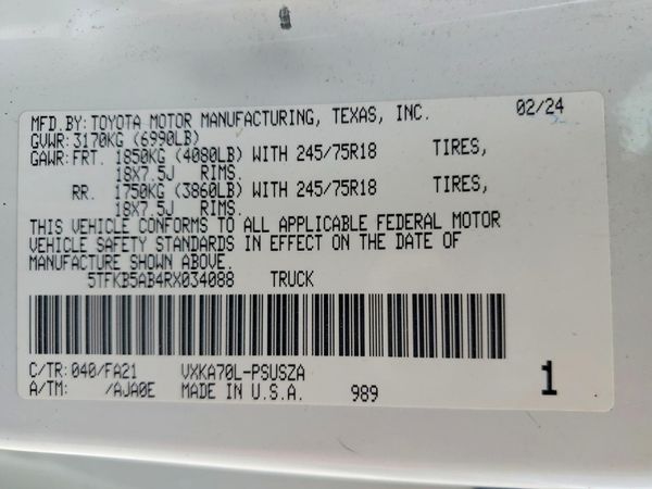2024 TOYOTA TUNDRA SR