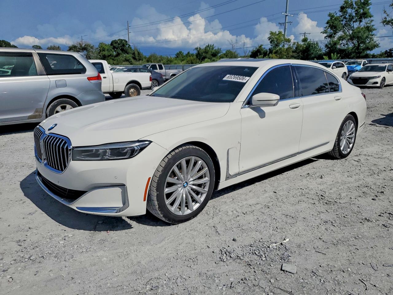 2020 BMW 740