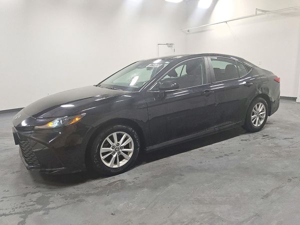 2025 TOYOTA CAMRY — Front 3/4