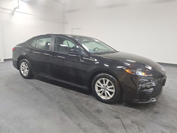 2025 TOYOTA CAMRY — Passenger 3/4