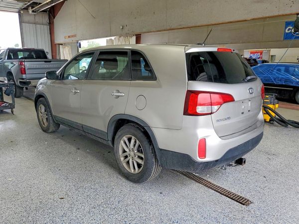 2014 KIA SORENTO Base/ LX