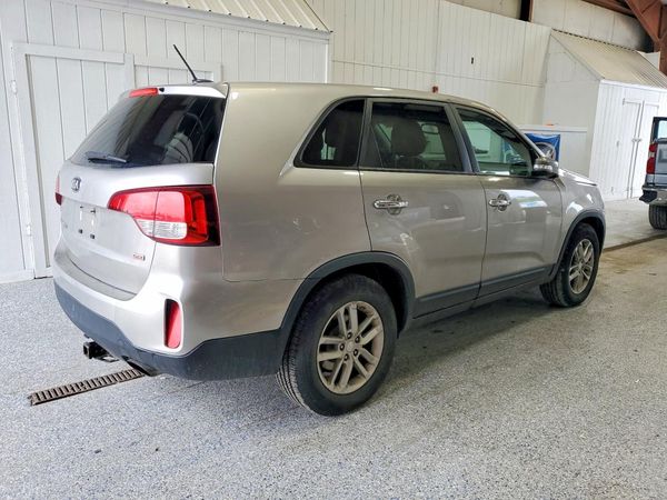 2014 KIA SORENTO Base/ LX