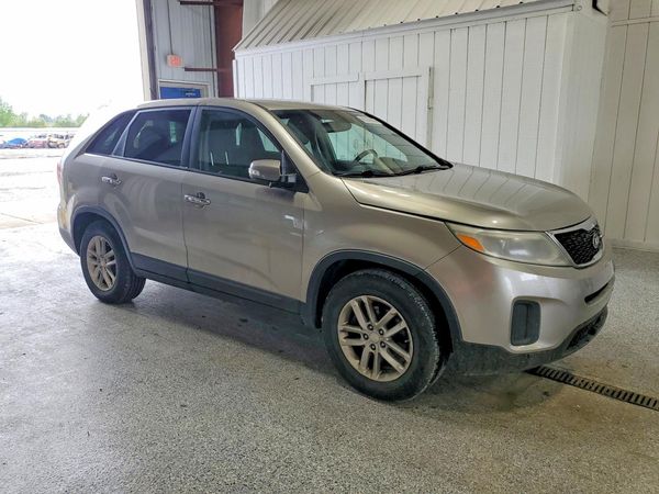 2014 KIA SORENTO Base/ LX