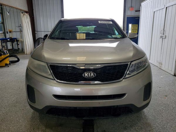 2014 KIA SORENTO Base/ LX