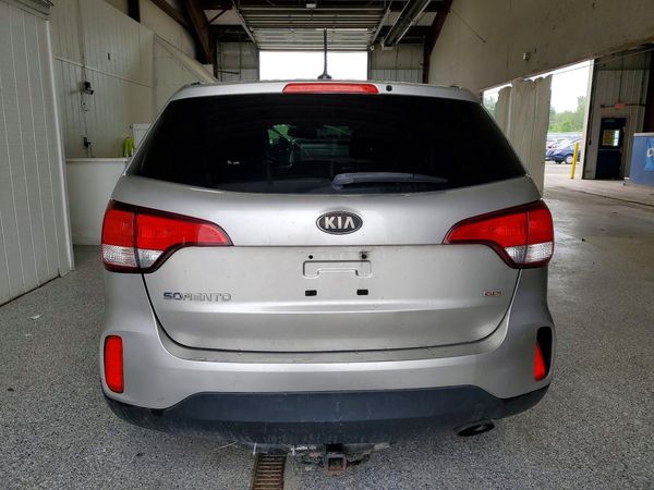 2014 KIA SORENTO Base/ LX