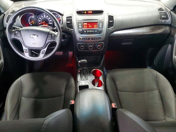 2014 KIA SORENTO Base/ LX