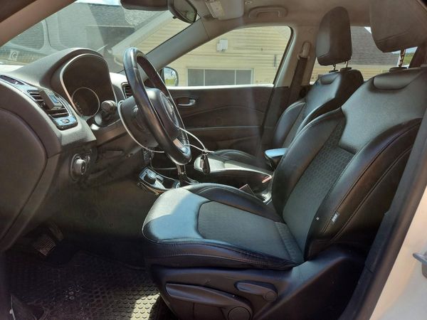 2019 JEEP COMPASS