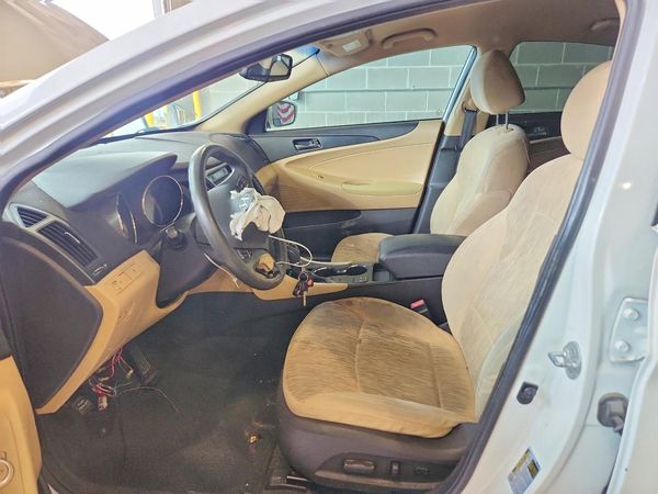2013 HYUNDAI SONATA GLS/ GLS Popular
