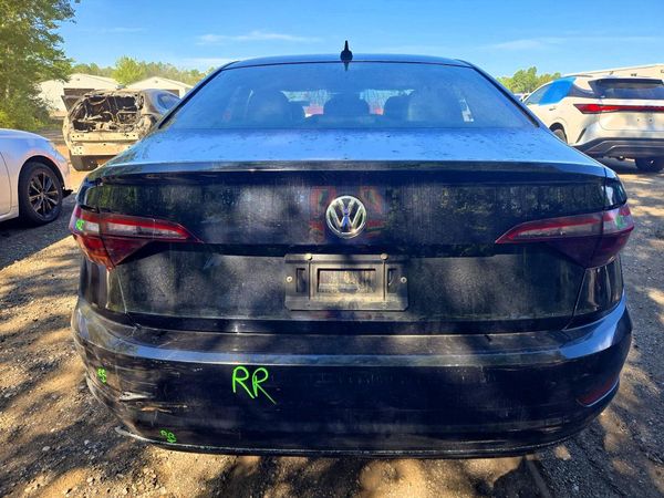 2019 VOLKSWAGEN JETTA SEL